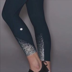 Lululemon Tight Stuff Scallop Hem Leggings